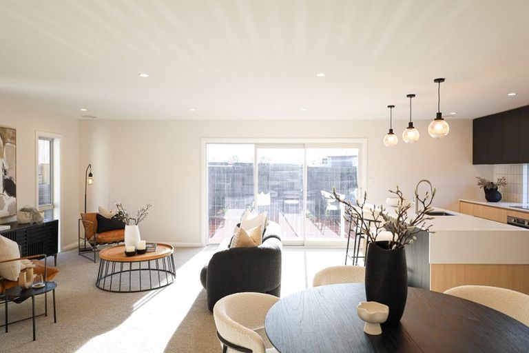 Photo of property in 3 Mangatainoka Lane, Awapuni, Palmerston North, 4412