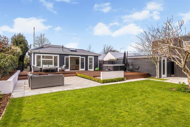 Photo of property in 77 Rutland Street, St Albans, Christchurch, 8014