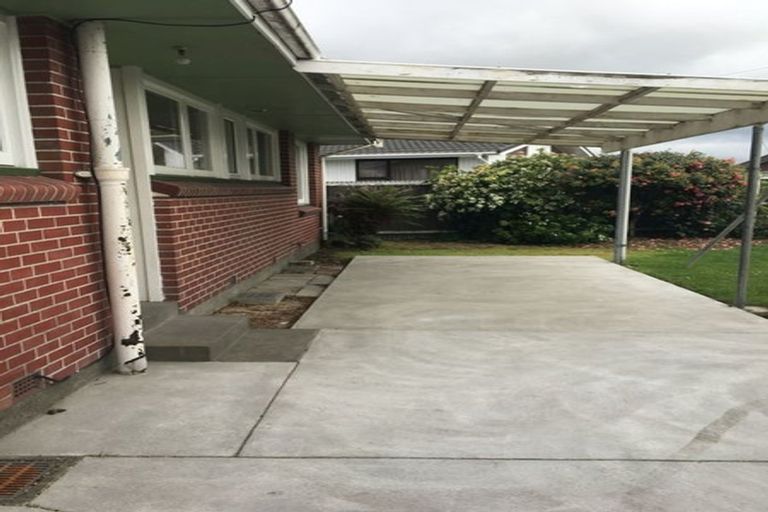Photo of property in 65 Boston Avenue, Hornby, Christchurch, 8042