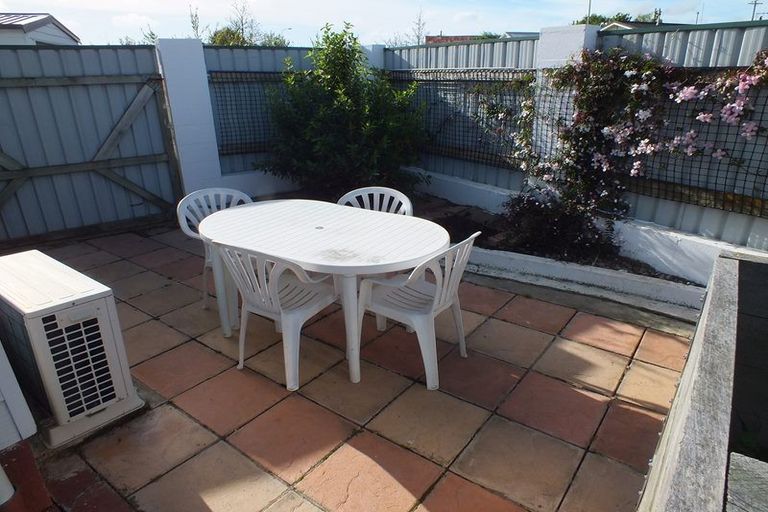 Photo of property in 87 Hillcrest Drive, Kelvin Grove, Palmerston North, 4414