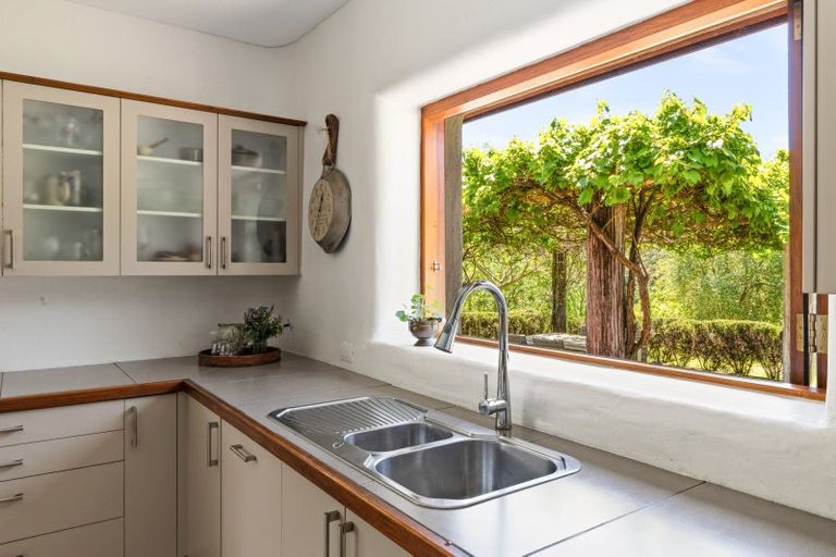 Photo of property in 46 Mitchell Road, Puketapu, Napier, 4182