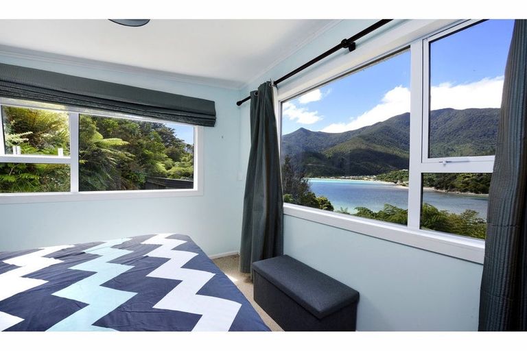 Photo of property in 29 Hope Drive, Okiwi Bay, French Pass, 7193