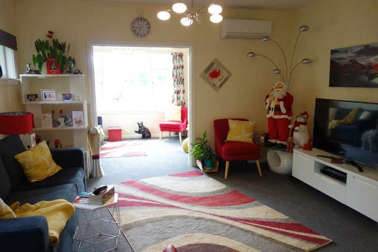 Photo of property in 130 Neville Street, Spreydon, Christchurch, 8024