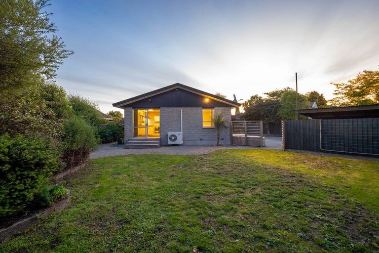 Photo of property in 17 Tahi Place, Belfast, Christchurch, 8051