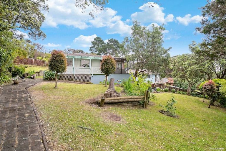 Photo of property in 22 Laser Place, Bayview, Auckland, 0629