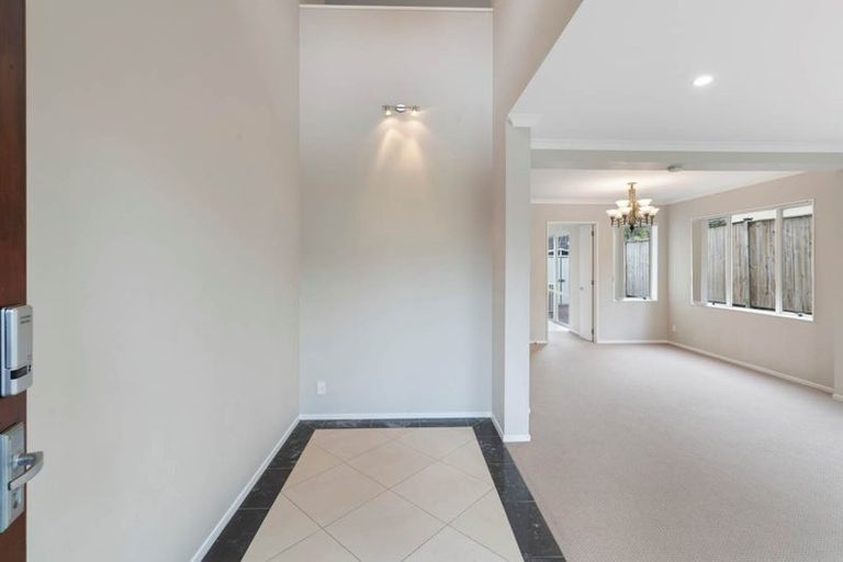 Photo of property in 6 Karson Place, Flat Bush, Auckland, 2016