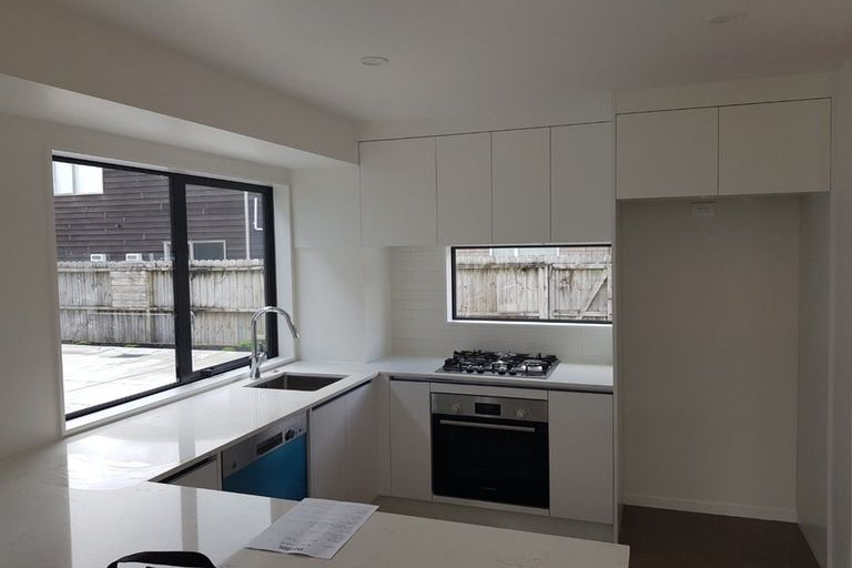 Photo of property in 94d Bay Street, Red Beach, 0932