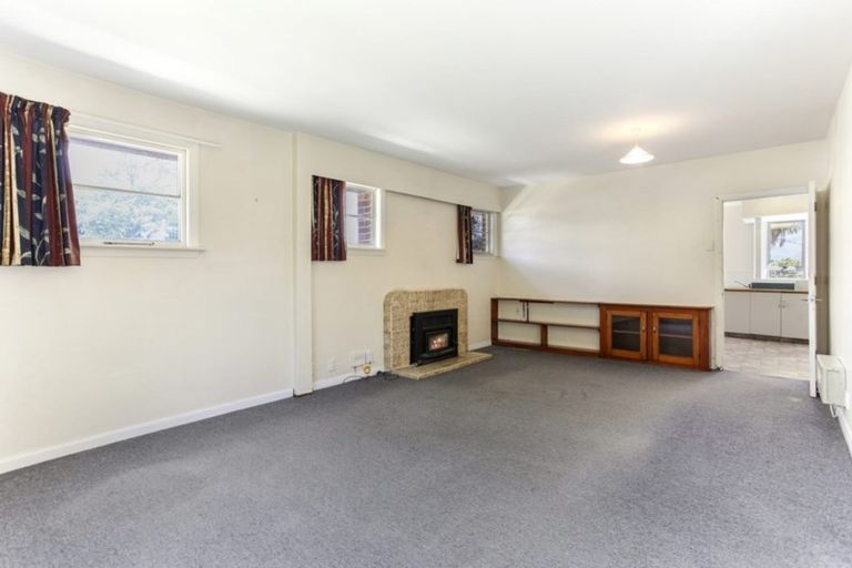 Photo of property in 84 Winters Road, Redwood, Christchurch, 8051