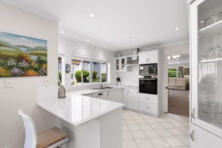 Photo of property in 4 Hadleigh Place, Bethlehem, Tauranga, 3110