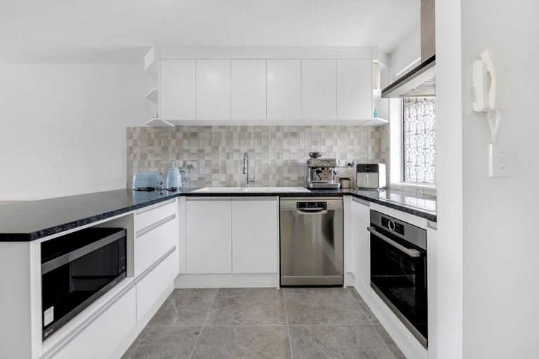 Photo of property in 4/25 Opito Way, East Tamaki, Auckland, 2013