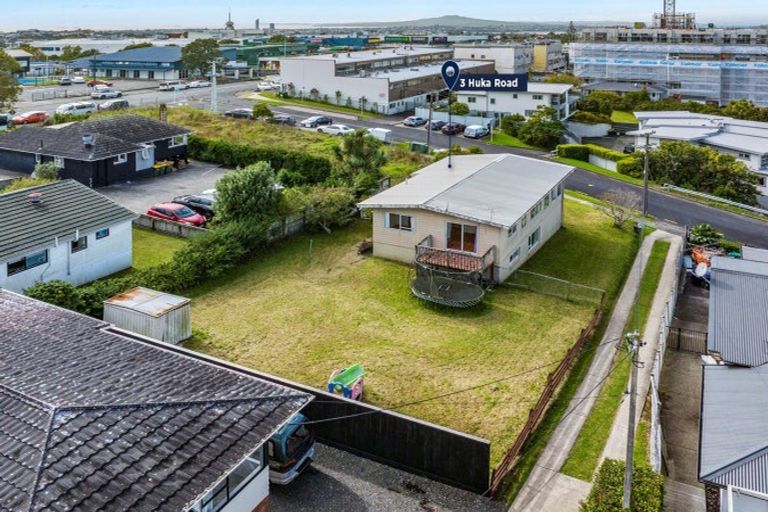 Photo of property in 3 Huka Road, Birkenhead, Auckland, 0626