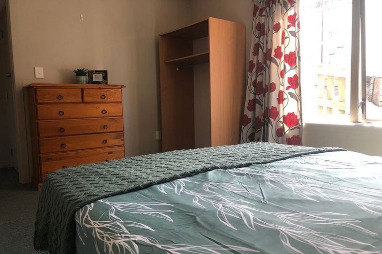 Photo of property in 2/11 Maitland Street, Dunedin Central, Dunedin, 9016