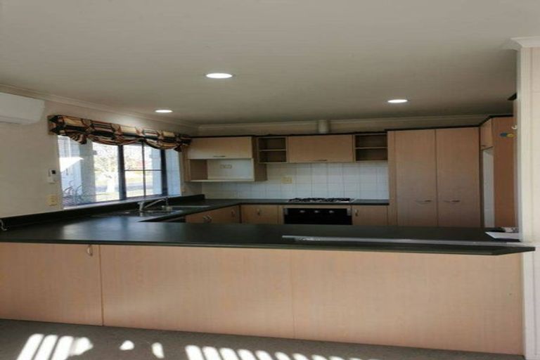 Photo of property in 19 Cate Road, Rototuna, Hamilton, 3210