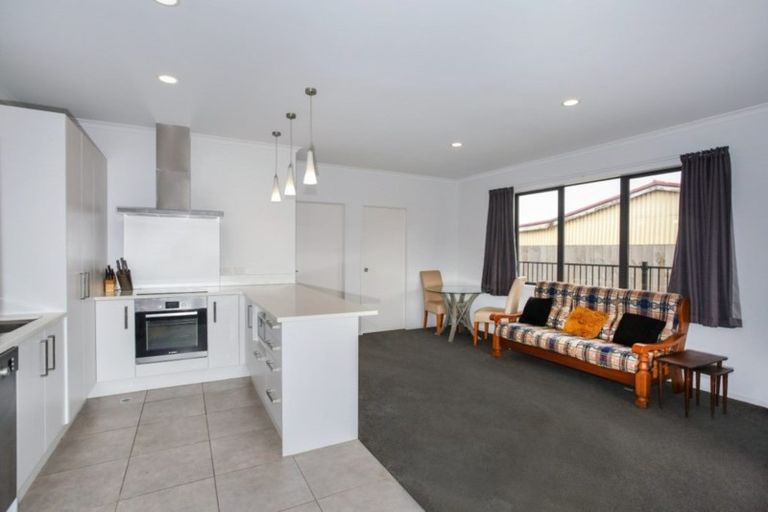 Photo of property in 1/107 Edinburgh Street, Pukekohe, 2120