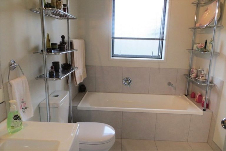 Photo of property in 8 Sundale Drive, Te Aroha, 3320