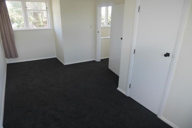 Photo of property in Silver Birch Court, 2/567u High Street, Boulcott, Lower Hutt, 5010