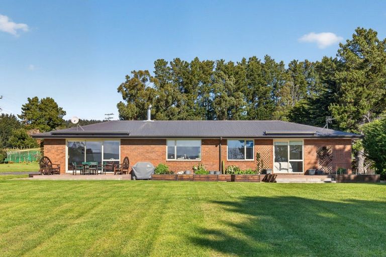 Photo of property in 2 Mount Herbert Peak Road, Diamond Harbour, 8972