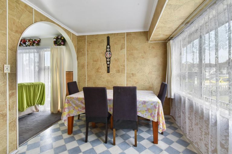 Photo of property in 57 Wickman Way, Mangere East, Auckland, 2024