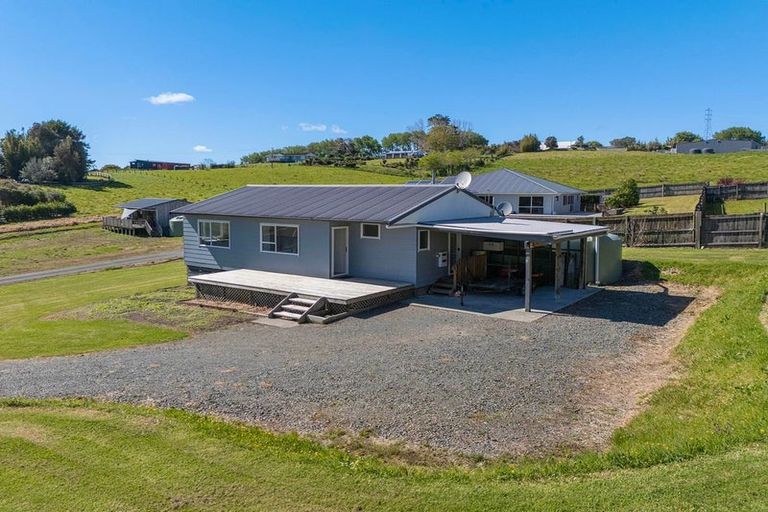 Photo of property in 28 Settlement Road, Kaiwaka, 0573