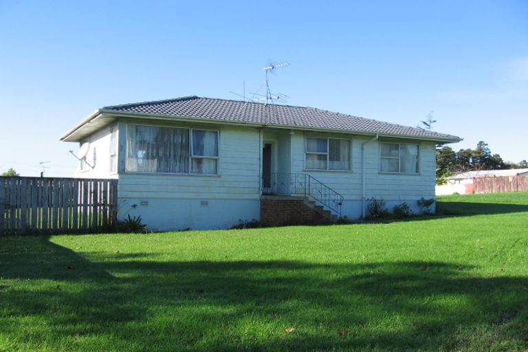 Photo of property in 18 Glynnbrooke Street, Te Atatu South, Auckland, 0610