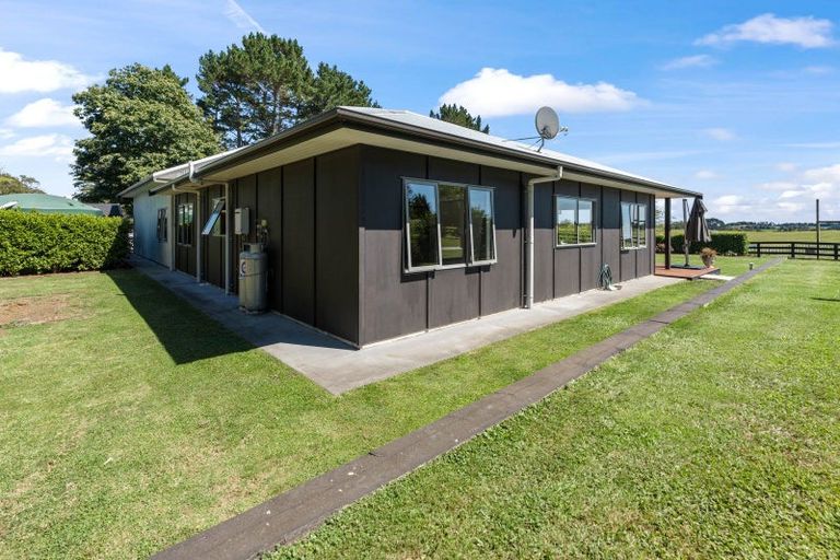Photo of property in 767 Mokau Road, Mimi, Urenui, 4377