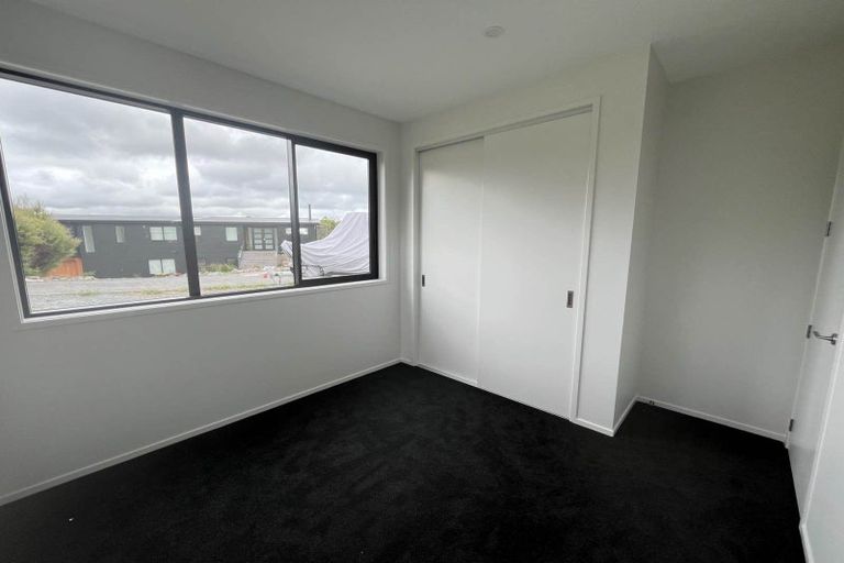 Photo of property in 250 Hillcrest Road, Wainui, 0931