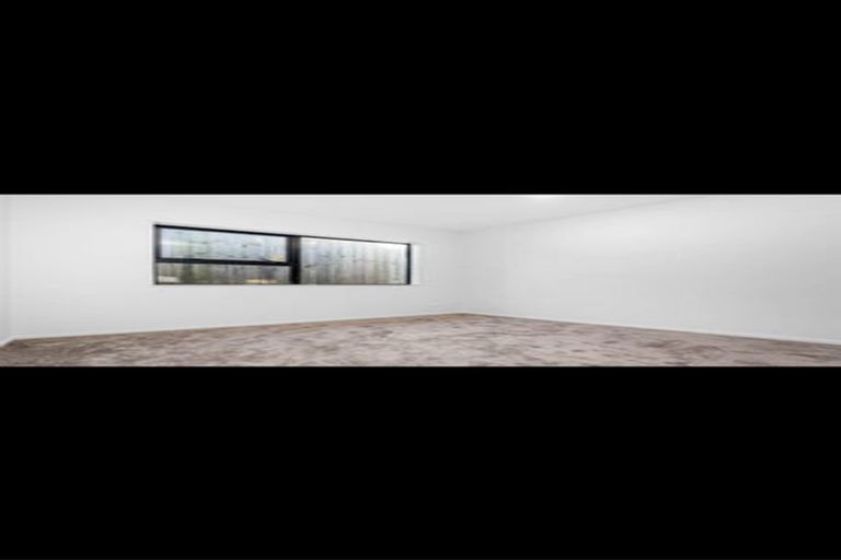 Photo of property in 4b Scanlen Terrace, Kelston, Auckland, 0602