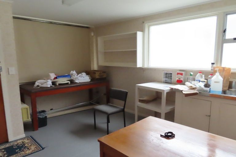Photo of property in 58 Mclean Street, Woodville, 4920