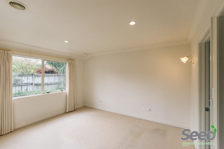 Photo of property in 2 Roderick Place, Rototuna, Hamilton, 3210