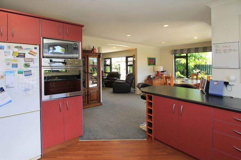 Photo of property in 17 Heritage Crescent, Richmond, 7020