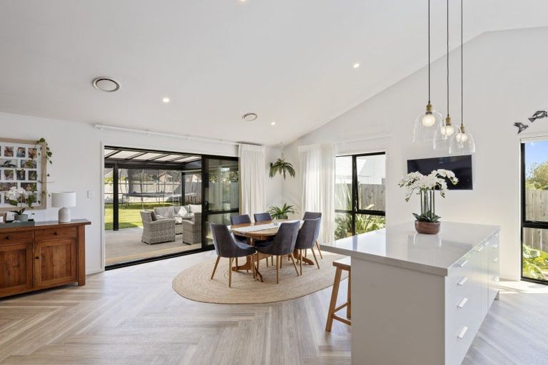 Photo of property in 39 Aratapu Street, Waitara, 4320