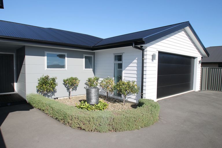 Photo of property in 45 Silver Springs Boulevard, Mosgiel, 9024