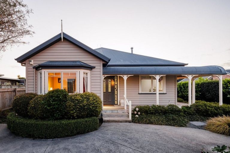 Photo of property in 49 Coleridge Street, Leamington, Cambridge, 3432