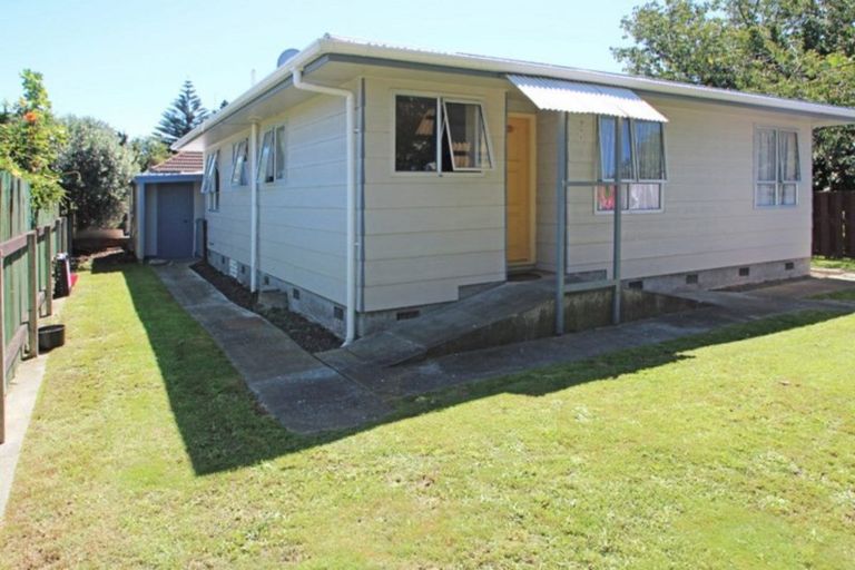 Photo of property in 2/36 Massey Crescent, Marewa, Napier, 4110