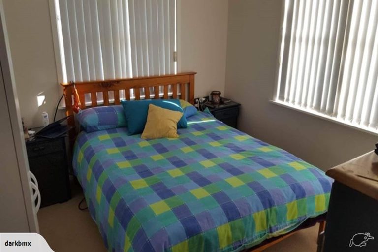 Photo of property in 77 Reeves Road, Pakuranga, Auckland, 2010