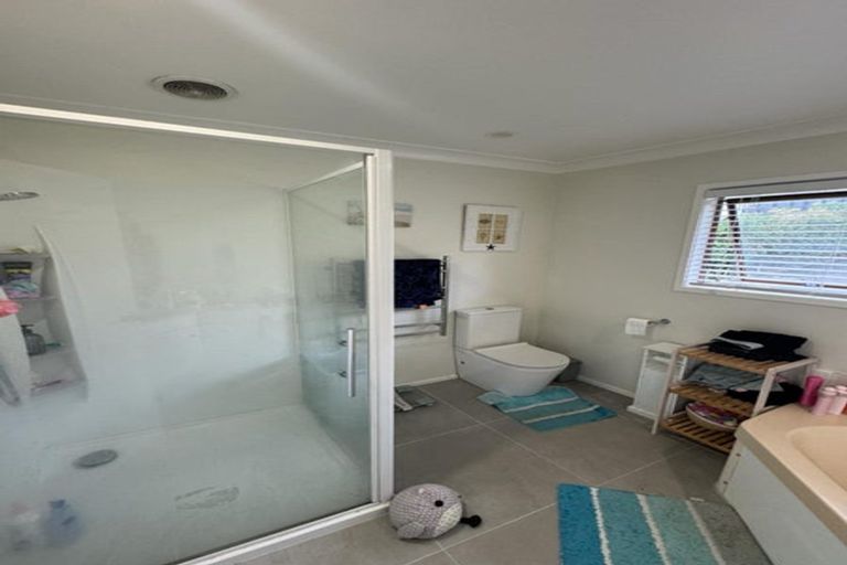Photo of property in 74 Alexander Street, Cockle Bay, Auckland, 2014