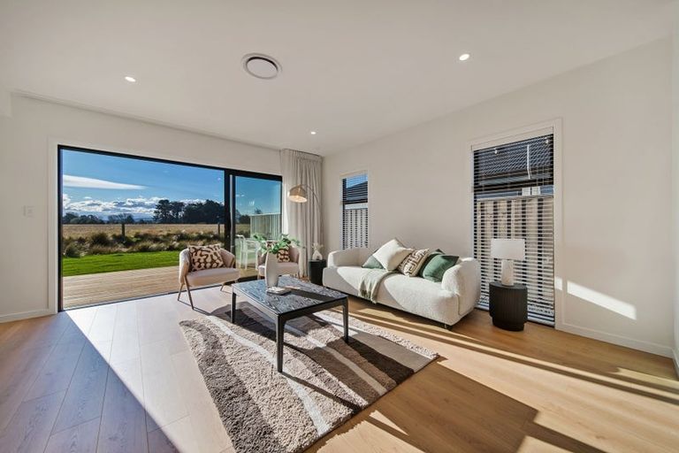 Photo of property in 45 Mehrtens Crescent, Woodend, 7610