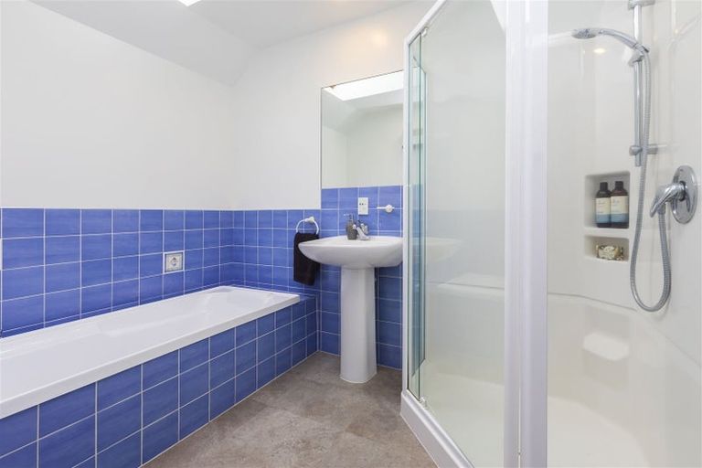 Photo of property in 16 Ngahere Street, Fendalton, Christchurch, 8041