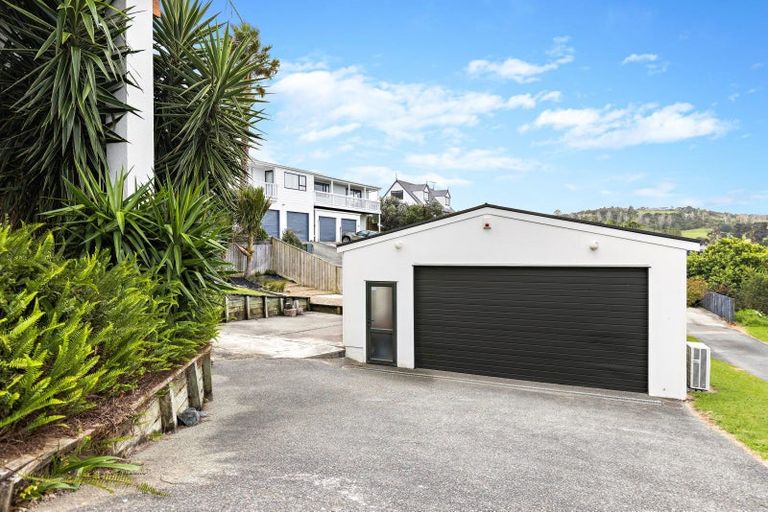Photo of property in 19 Merehai Place, Snells Beach, 0920