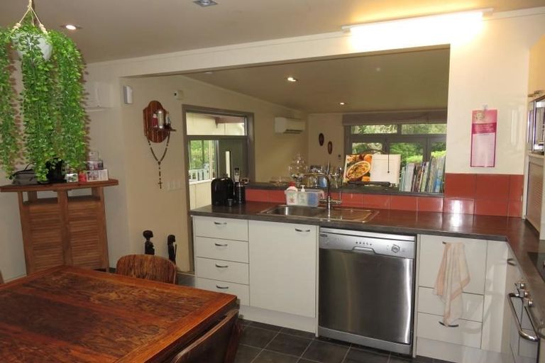 Photo of property in 241 Middleton Road, Glenside, Wellington, 6037