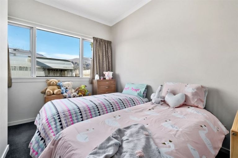 Photo of property in 27 Donegal Street, Cromwell, 9310