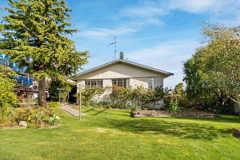 Photo of property in 16 Braemar Place, Marchwiel, Timaru, 7910