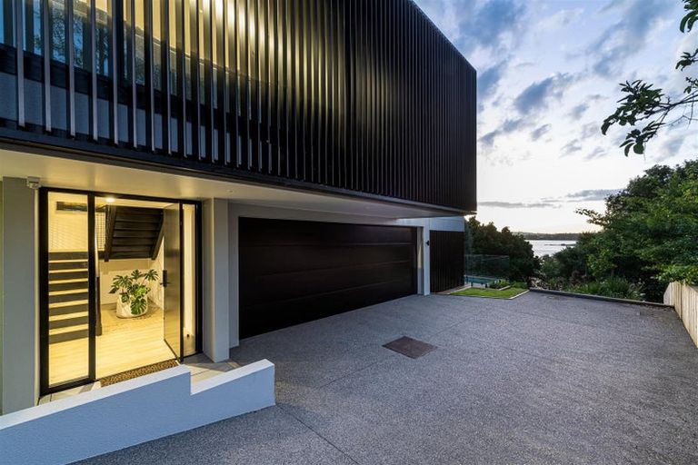 Photo of property in 314c Hurstmere Road, Takapuna, Auckland, 0622