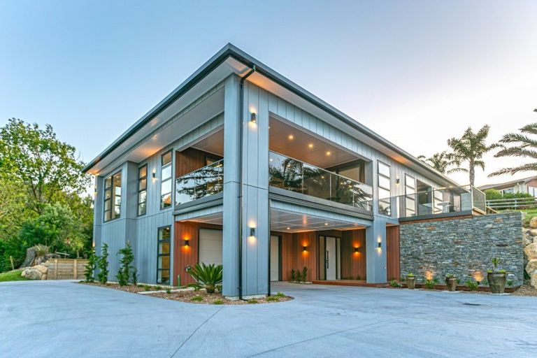 Photo of property in 11 Titoki Lane, Whangamata, 3691