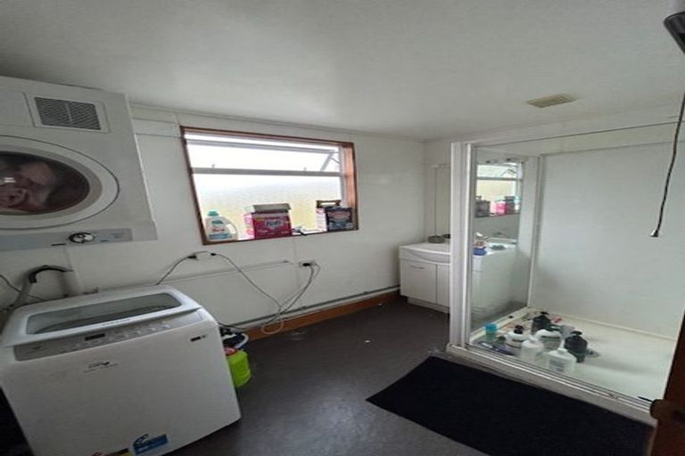 Photo of property in 121 Harbour Terrace, North Dunedin, Dunedin, 9016