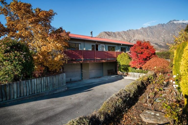 Photo of property in 58 Remarkables Crescent, Frankton, Queenstown, 9300