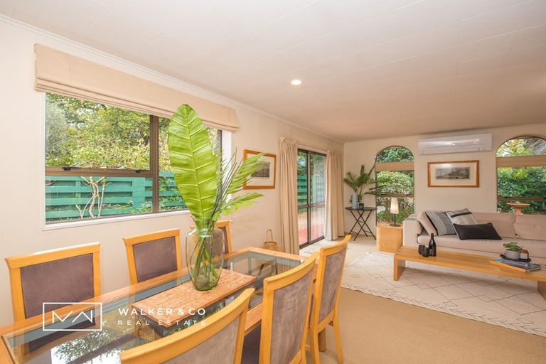 Photo of property in 4b Blundell Way, Heretaunga, Upper Hutt, 5018