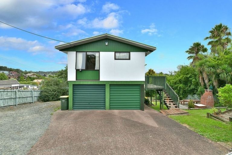 Photo of property in 134 Stanmore Bay Road, Stanmore Bay, Whangaparaoa, 0932