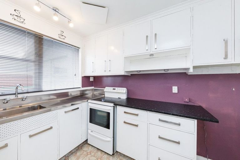 Photo of property in 1/148 Heretaunga Street, Palmerston North, 4414