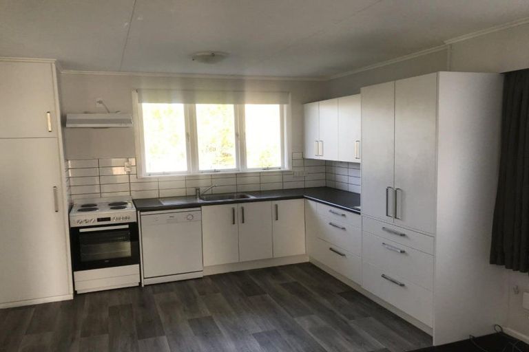 Photo of property in 1 Oaklea Avenue, Marton, 4710